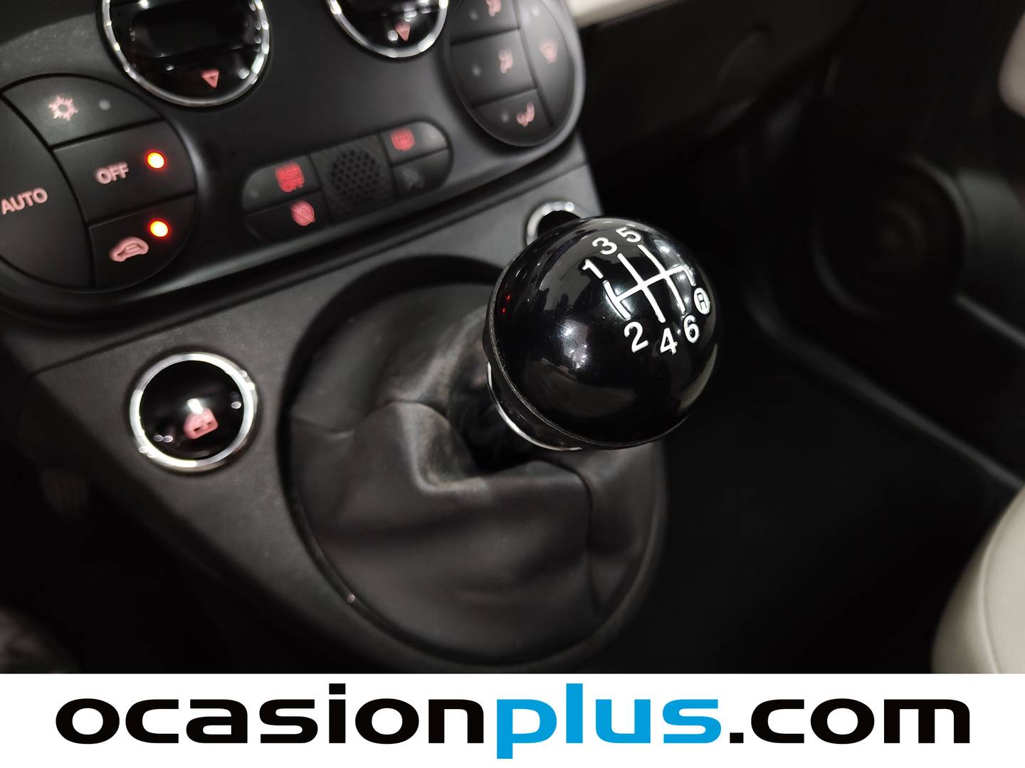 Fiat 500 Fiat 500 1.0 Hybrid Dolcevita (70 CV) de segunda mano
