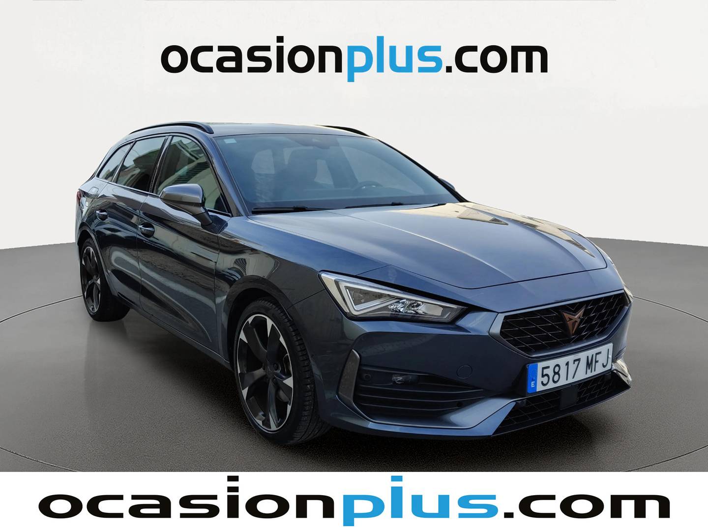 Foto delantera Cupra León CUPRA Leon Sportstourer Sportstourer 1.5 eTSI DSG (150 CV) derecha