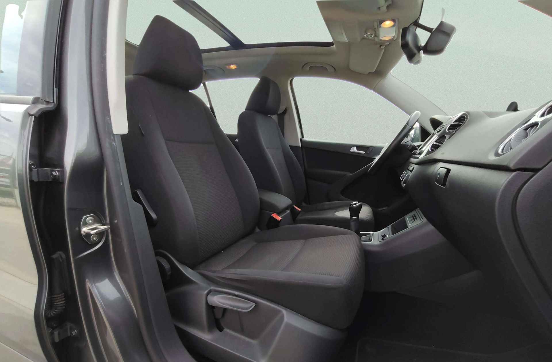 Volkswagen Tiguan T1 2.0 TDI BMT 4x2 - foto 16