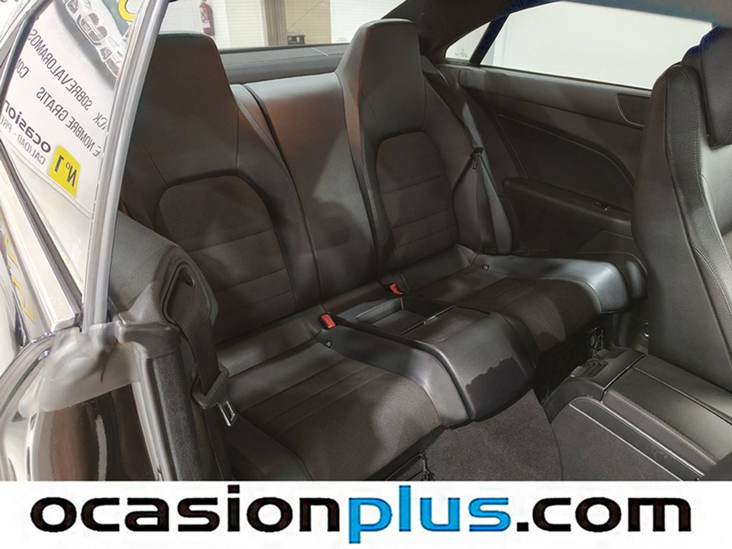 Foto Mercedes Clase E Mercedes-Benz Clase E E 200 CGI Coupé Blue Efficiency Elegance (184 CV)