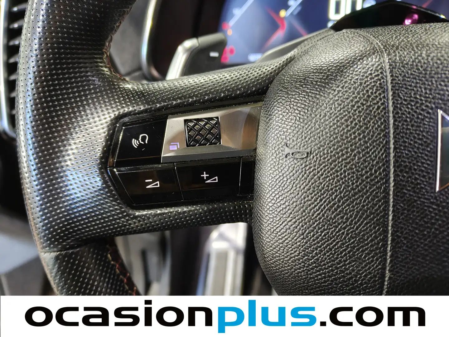 Foto DS DS 7 Crossback DS DS7 Crossback BlueHDi 130 Performance Line Auto (130 CV)