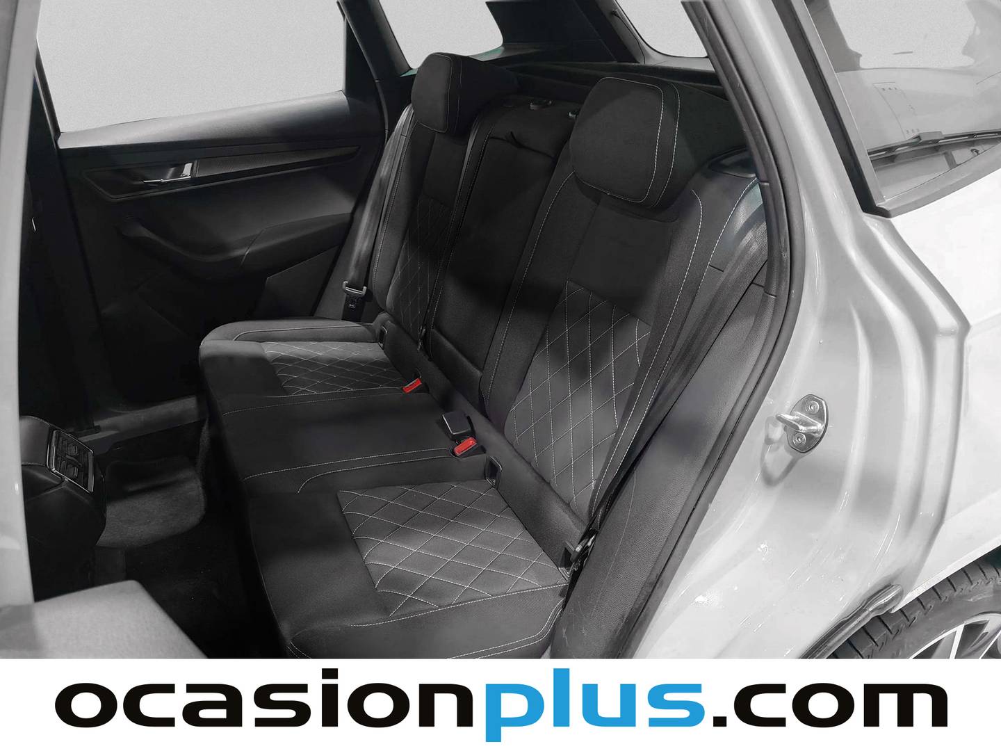 Foto asientos traseros Skoda Karoq Skoda Karoq 1.5 TSI ACT Sportline DSG (150 CV)
