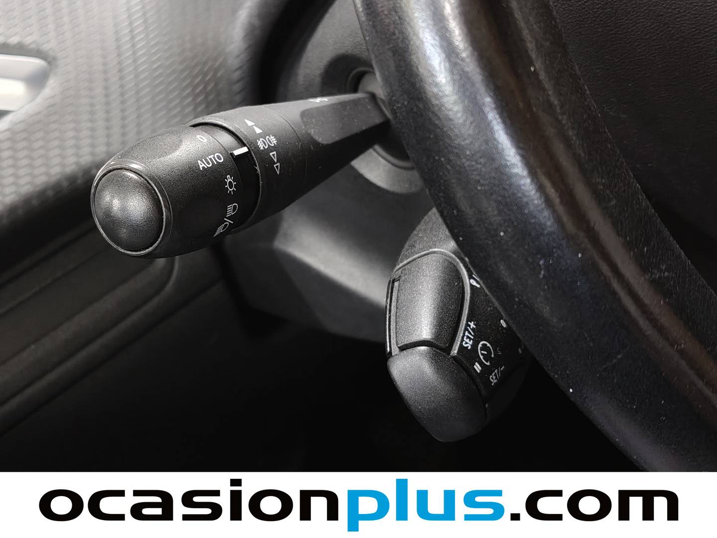 Accesorios del Peugeot 2008 Peugeot 2008 BlueHDi 100 Allure (100 CV)