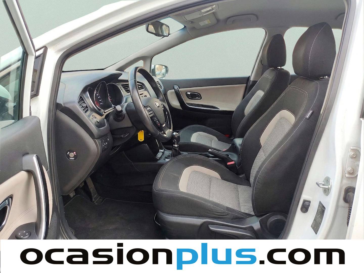 Foto asientos delanteros KIA Ceed Kia Ceed 1.6 CRDi VGT x-Tech17 DCT (136 CV)