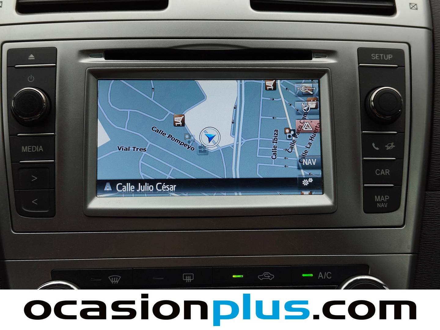 Extras y acabados del Toyota Avensis Toyota Avensis 120D Cross Sport Advance (124 CV)