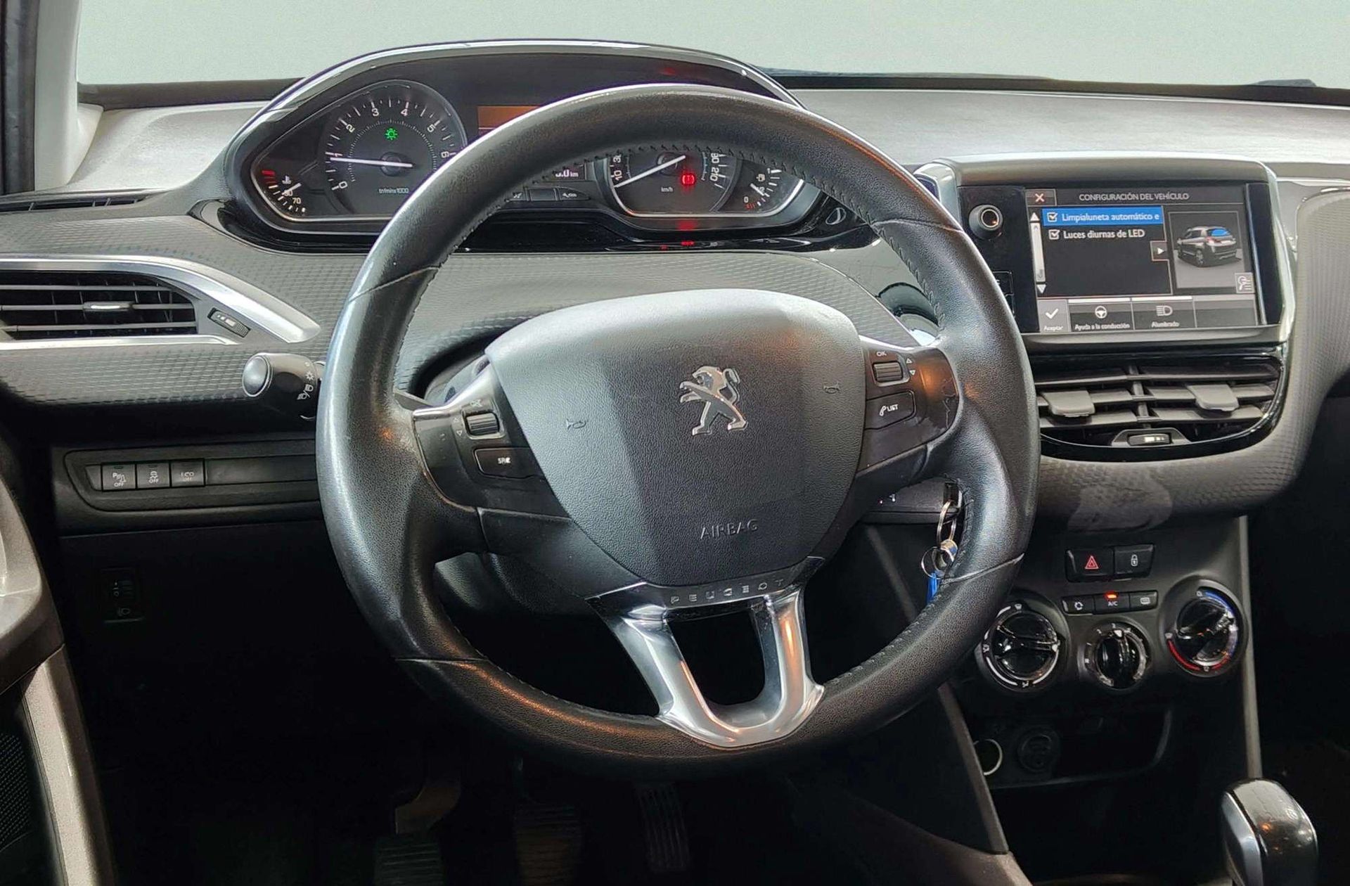 Peugeot 2008 PureTech 110 Style - foto 23