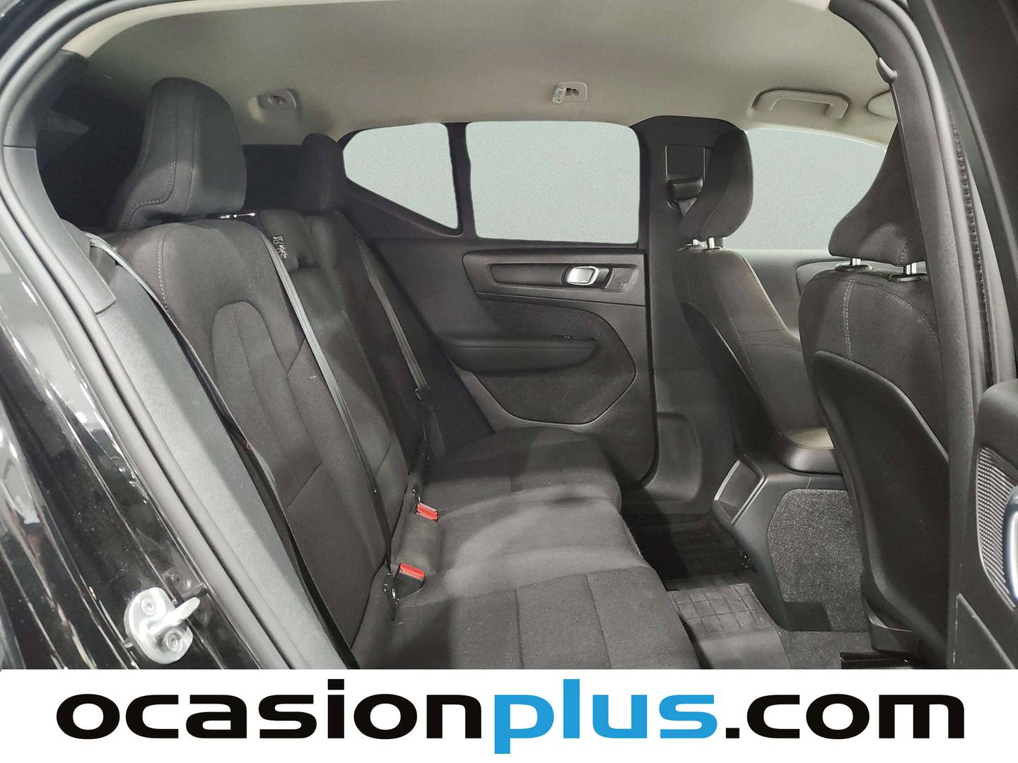 Volvo XC40 Volvo XC40 B3 G Momentum Core Auto (163 CV) al mejor precio