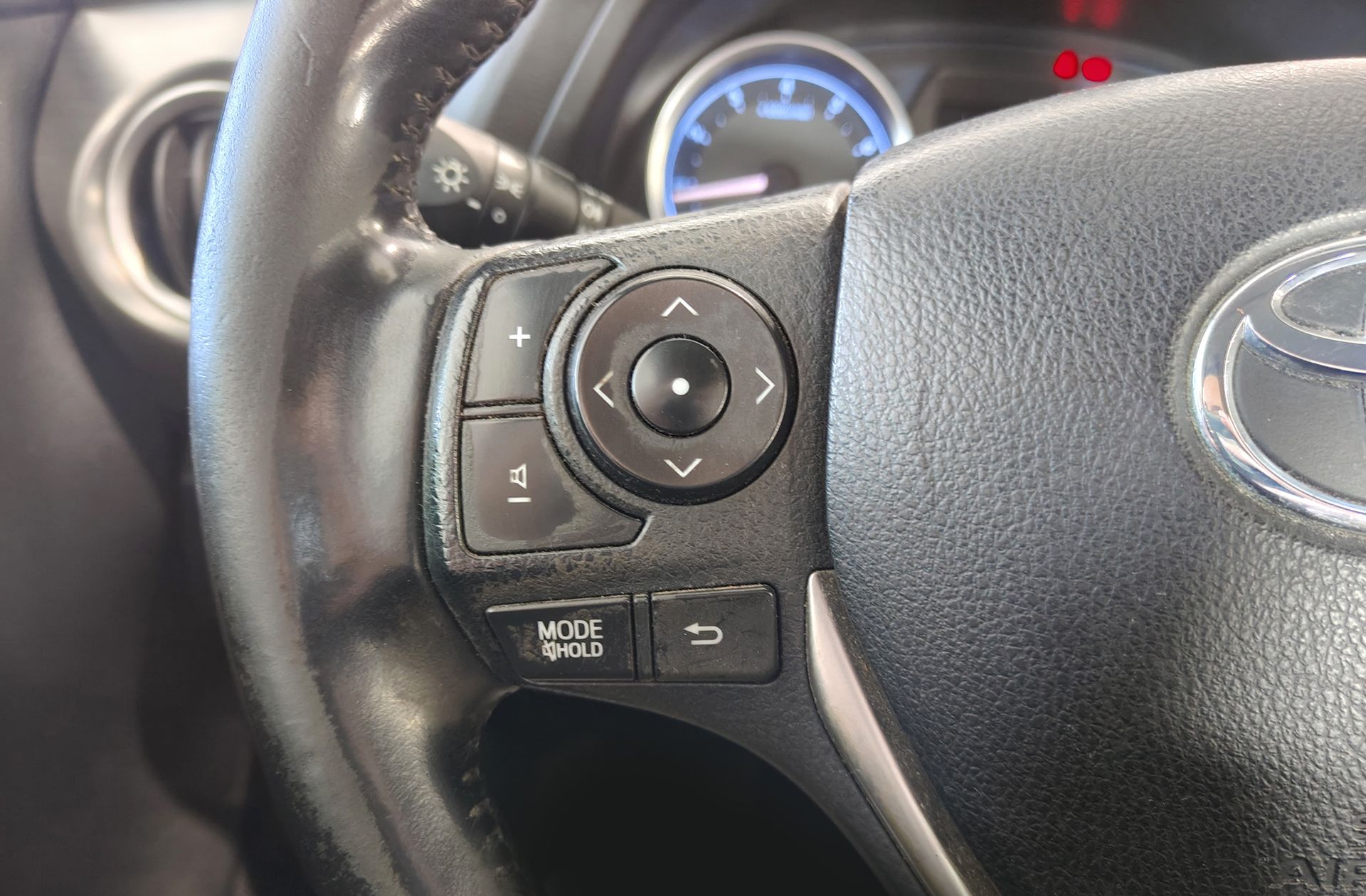Toyota Auris 130 Touring Sports Active - foto 22