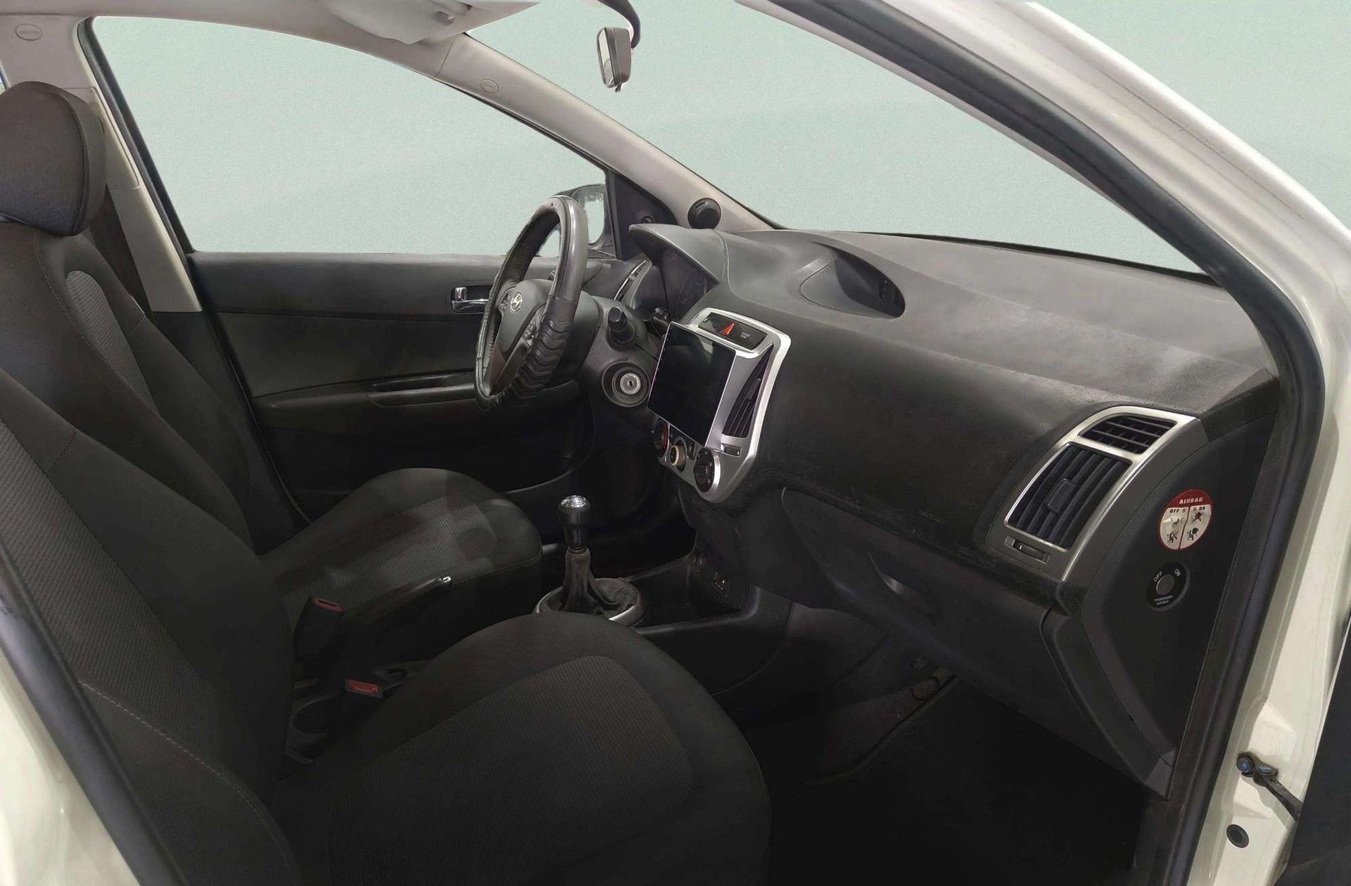 Hyundai i20 1.2 MPI SLE - foto 16