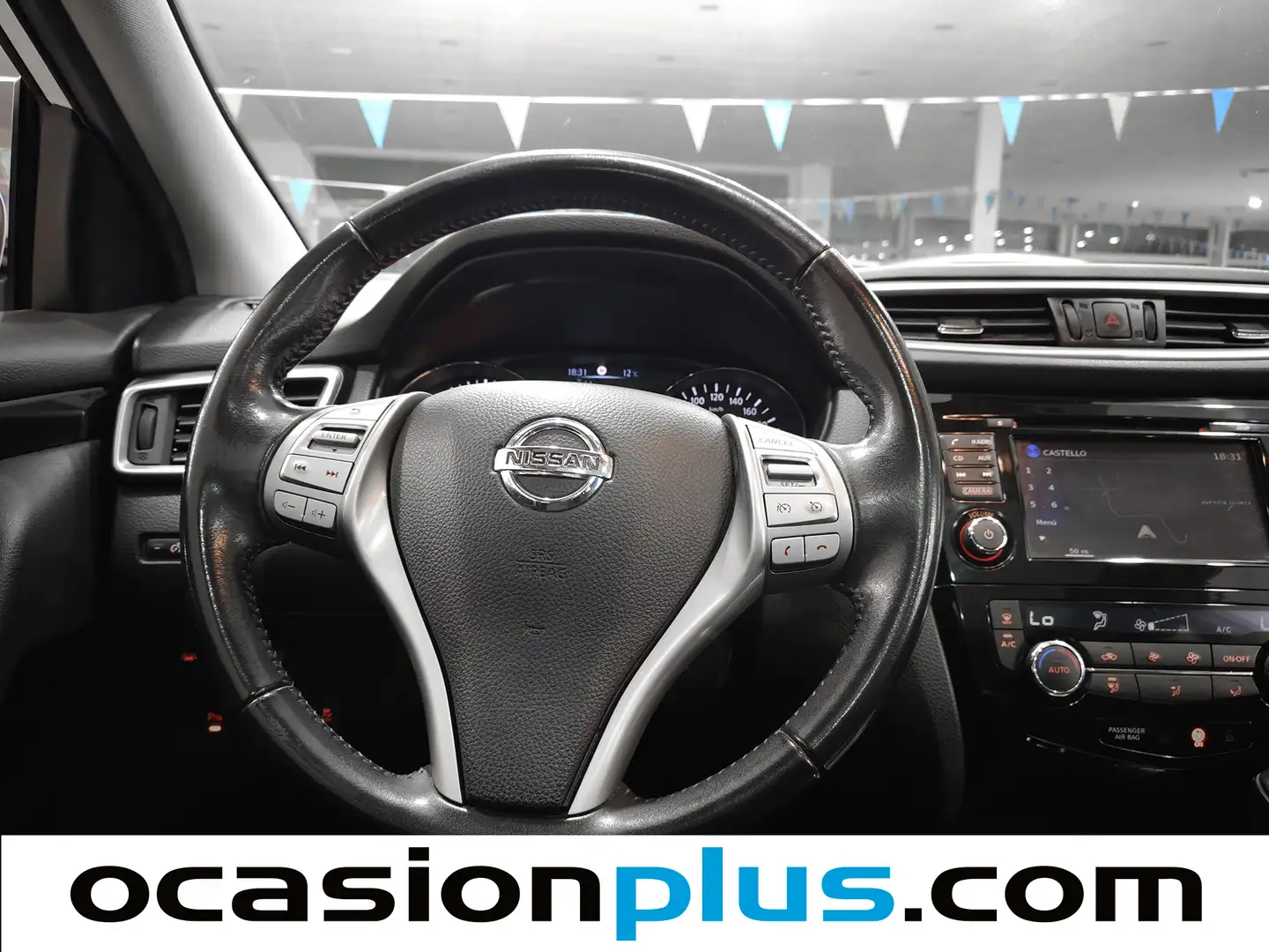 Foto Nissan QASHQAI Nissan Qashqai 1.2 DIG-T N-Connecta 4x2 XTronic (115 CV)