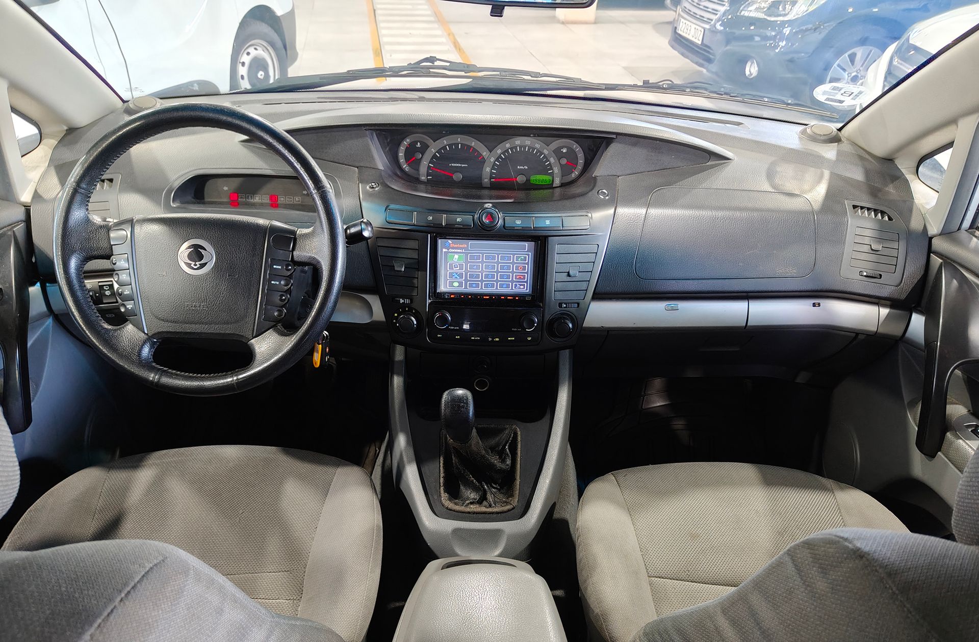 SsangYong Rodius 270 Xdi Premium 7 plazas - foto 7