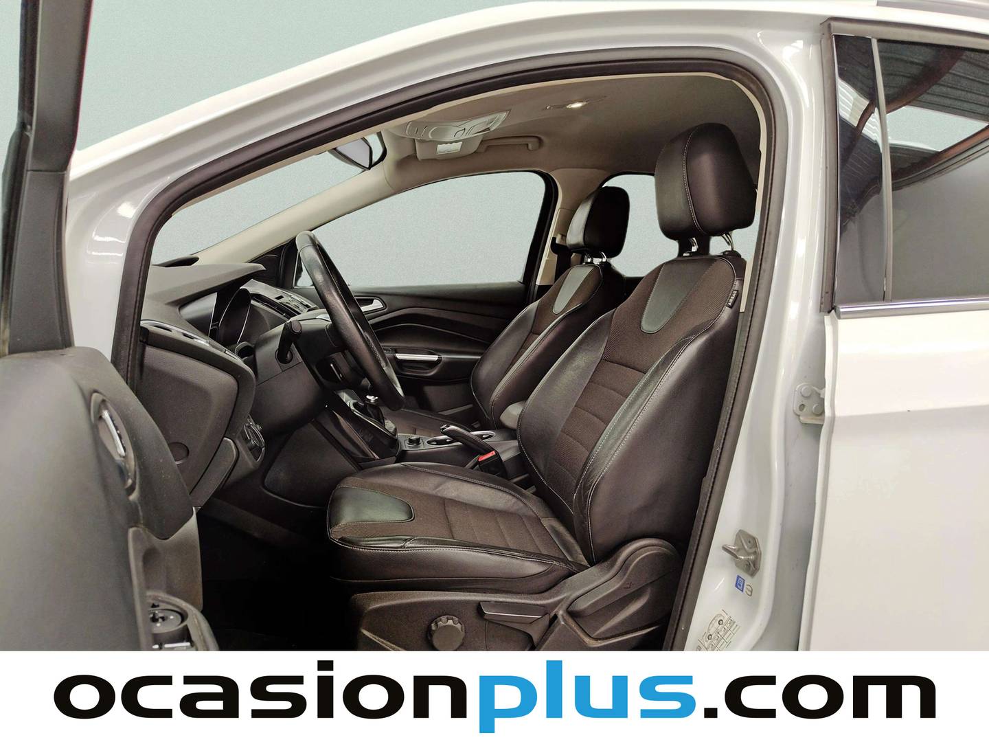 Foto asientos delanteros Ford Kuga Ford Kuga 1.5 EcoBoost S&S Titanium 4x2 (150 CV)