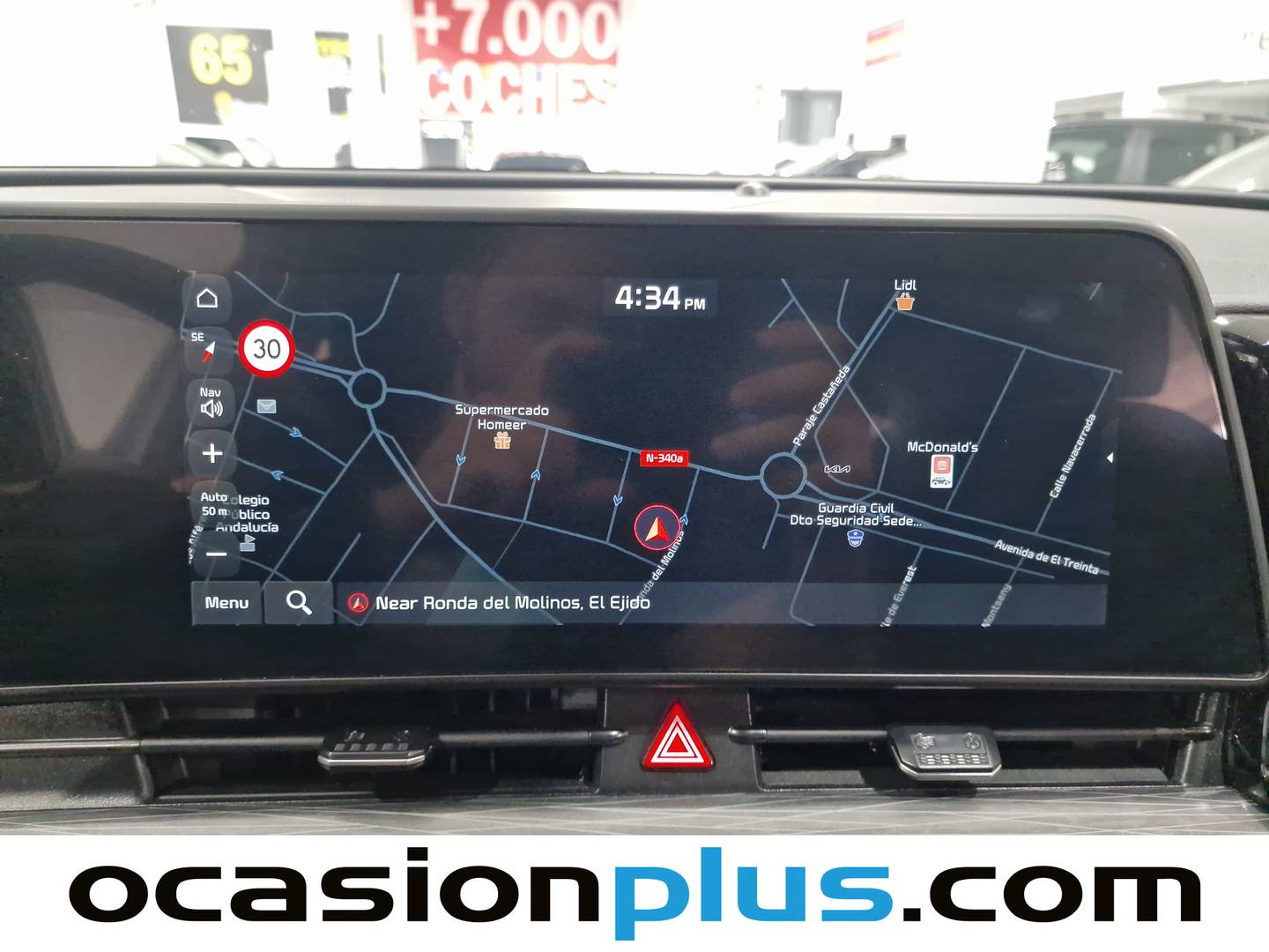 Extras y acabados del KIA Sportage KIA Sportage 1.6 T-GDi MHEV Business 4x2 DCT (160 CV)
