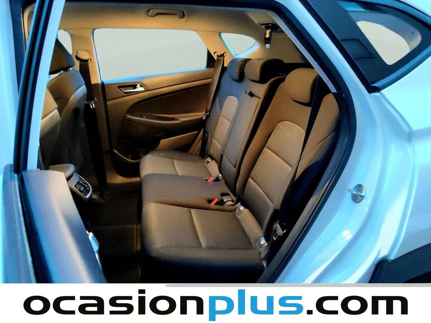 Foto asientos traseros Hyundai Tucson Hyundai Tucson 1.6 CRDI 48V SLE 4x2 (116 CV)