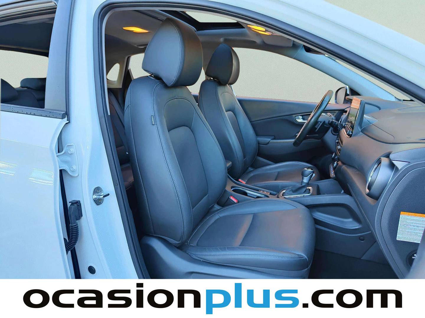 Hyundai Kona Hyundai Kona 1.6 GDI HEV Style Sky DCT (141 CV) de segunda mano