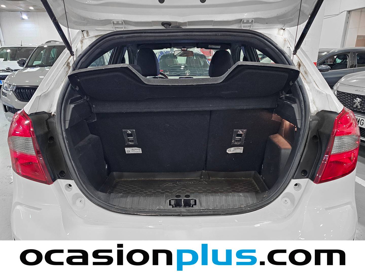 Fotos maletero Ford Ka+ Ford Ka+ 1.2 Ti-VCT Active (85 CV)