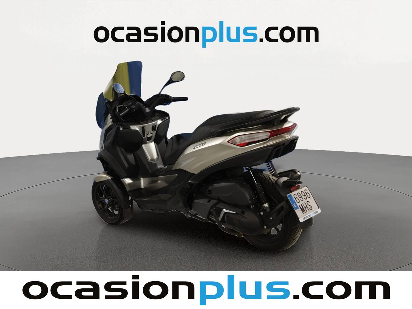Piaggio MP3 400 HPE Piaggio MP3 400 HPE 400 HPE (35 CV) km 0