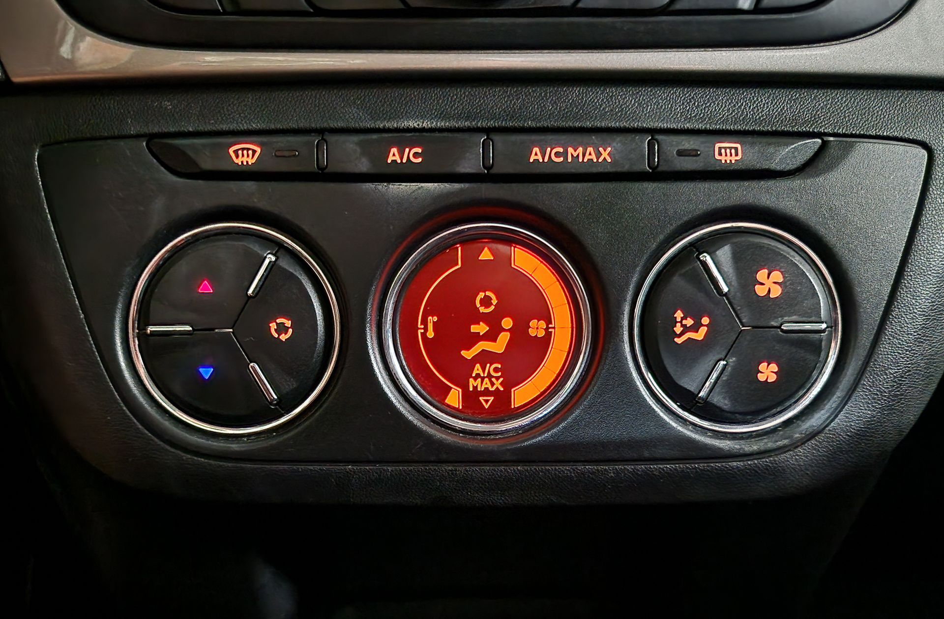 Citroën C-Elysée BlueHDi 100 Exclusive - foto 25