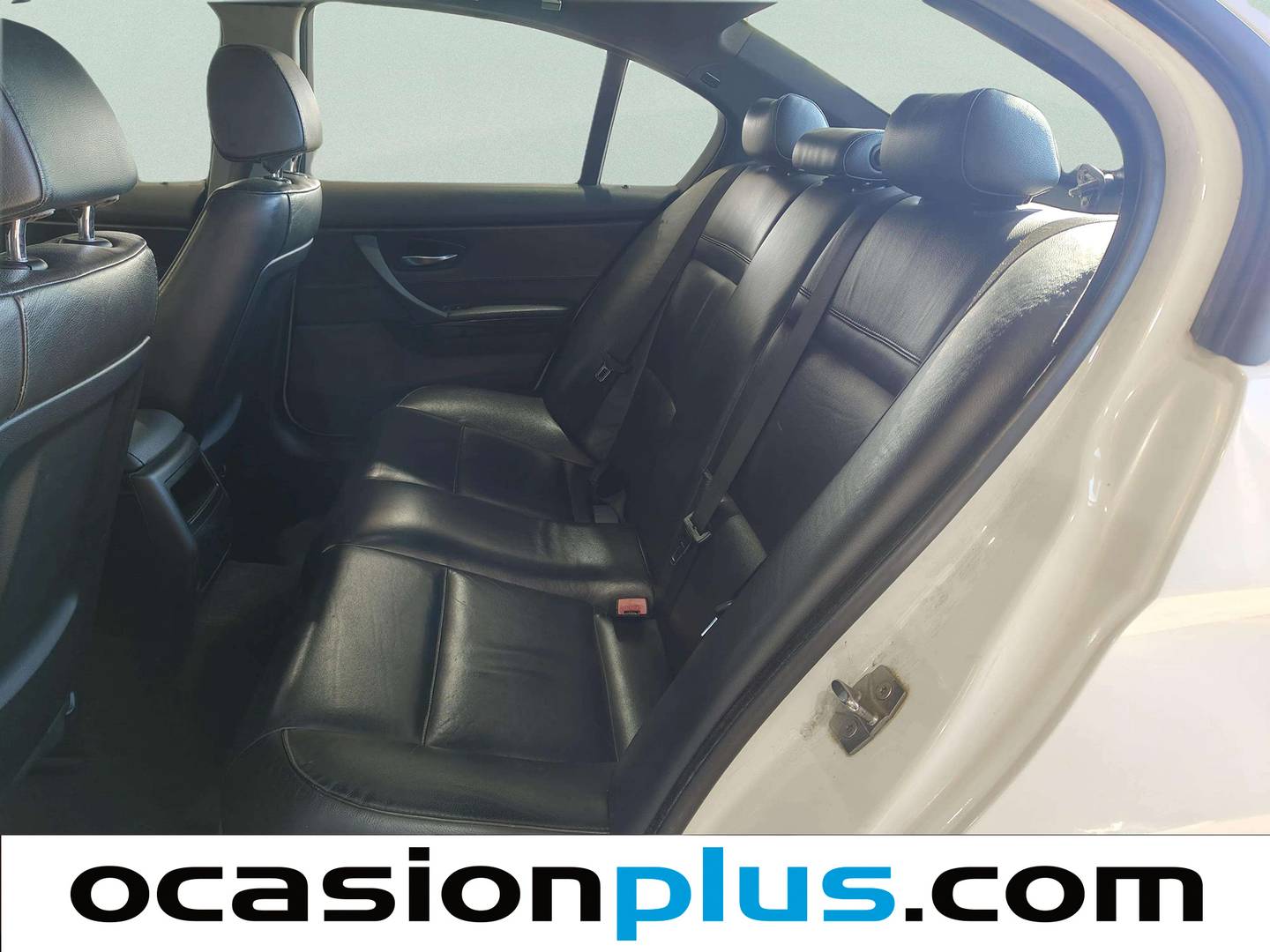 Foto asientos traseros BMW Serie 3 BMW Serie 3 318i (143 CV)