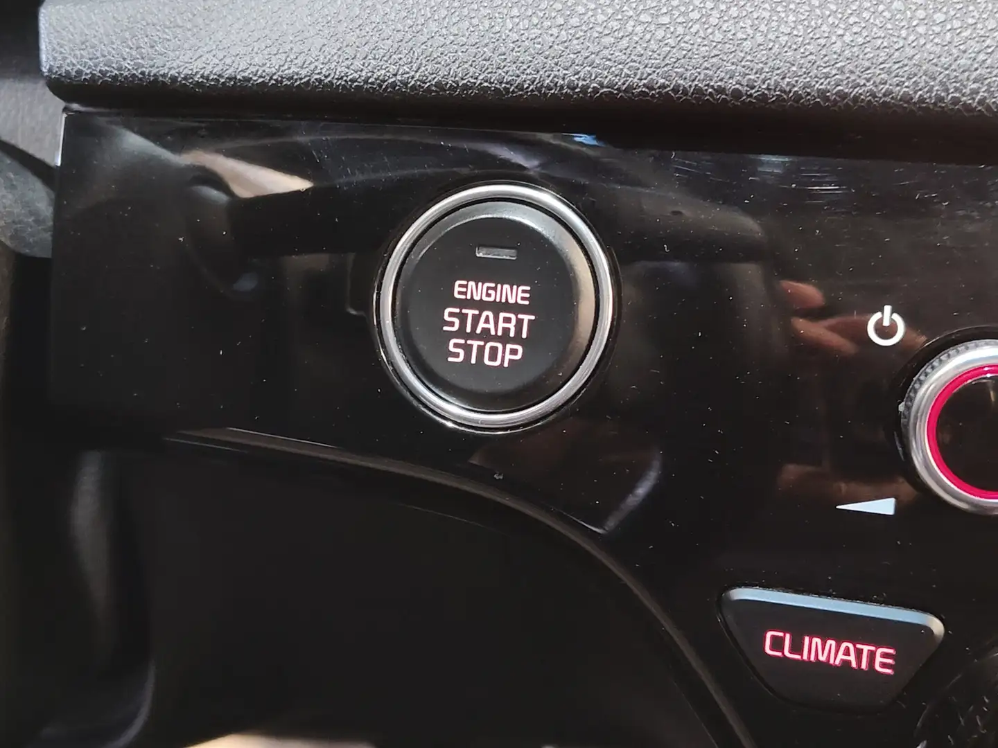 Foto KIA Sportage Kia Sportage 1.6 T-GDi GT Line DCT 4x4 (177 CV)