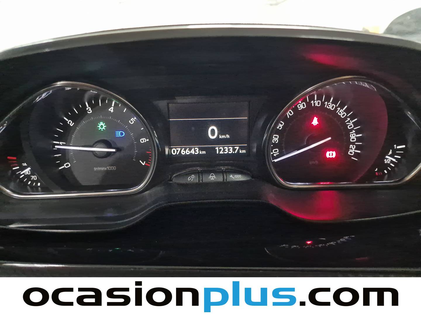 Peugeot 2008 Peugeot 2008 PureTech 130 S&S Allure (130 CV) de segunda mano