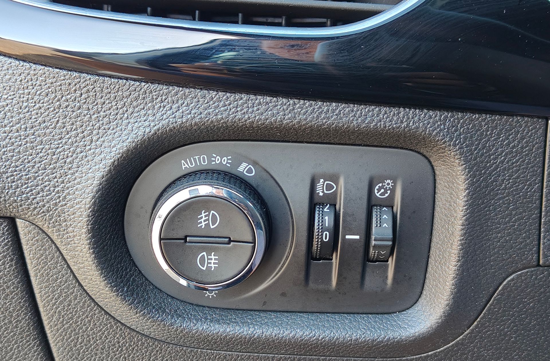 Opel Astra 1.4 Turbo Dynamic - foto 23