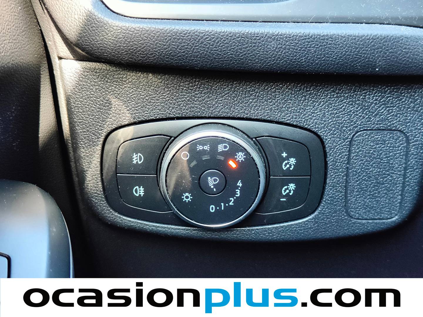 Paquetes del Ford Focus Ford Focus 1.0 Ecoboost MHEV ST-Line (155 CV)