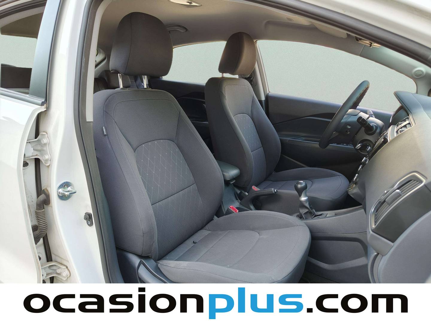 KIA Rio KIA Rio 1.2 CVVT Drive (84 CV) manual