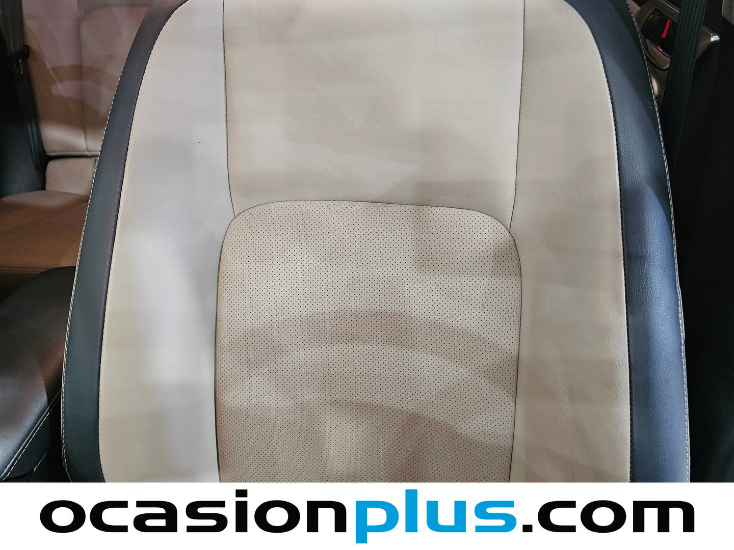 Acabados Lexus CT Lexus CT 200h Luxury (136 CV)