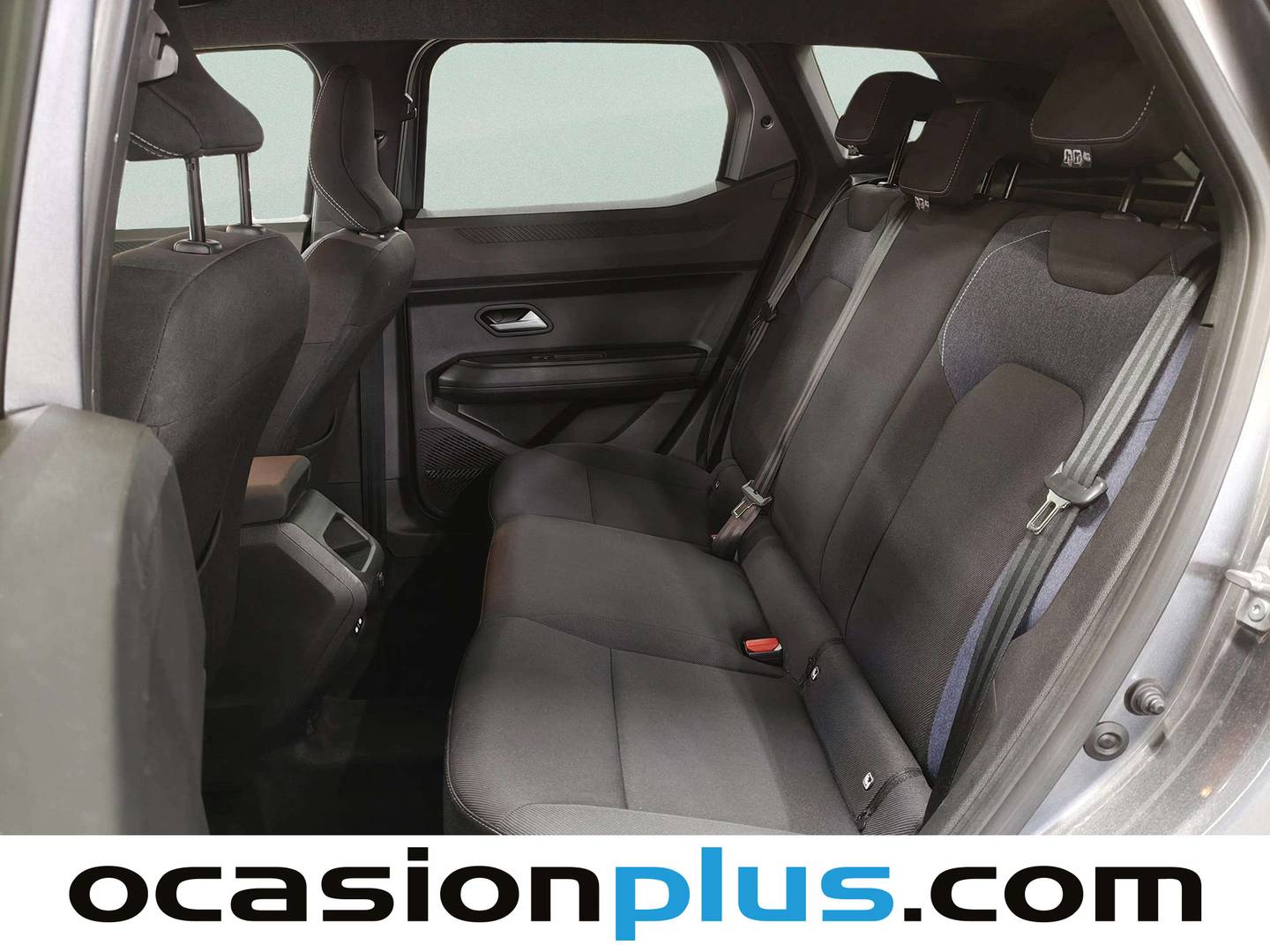 Foto asientos traseros Dacia Duster Dacia Duster TCE 48v 4X2 (130 CV)