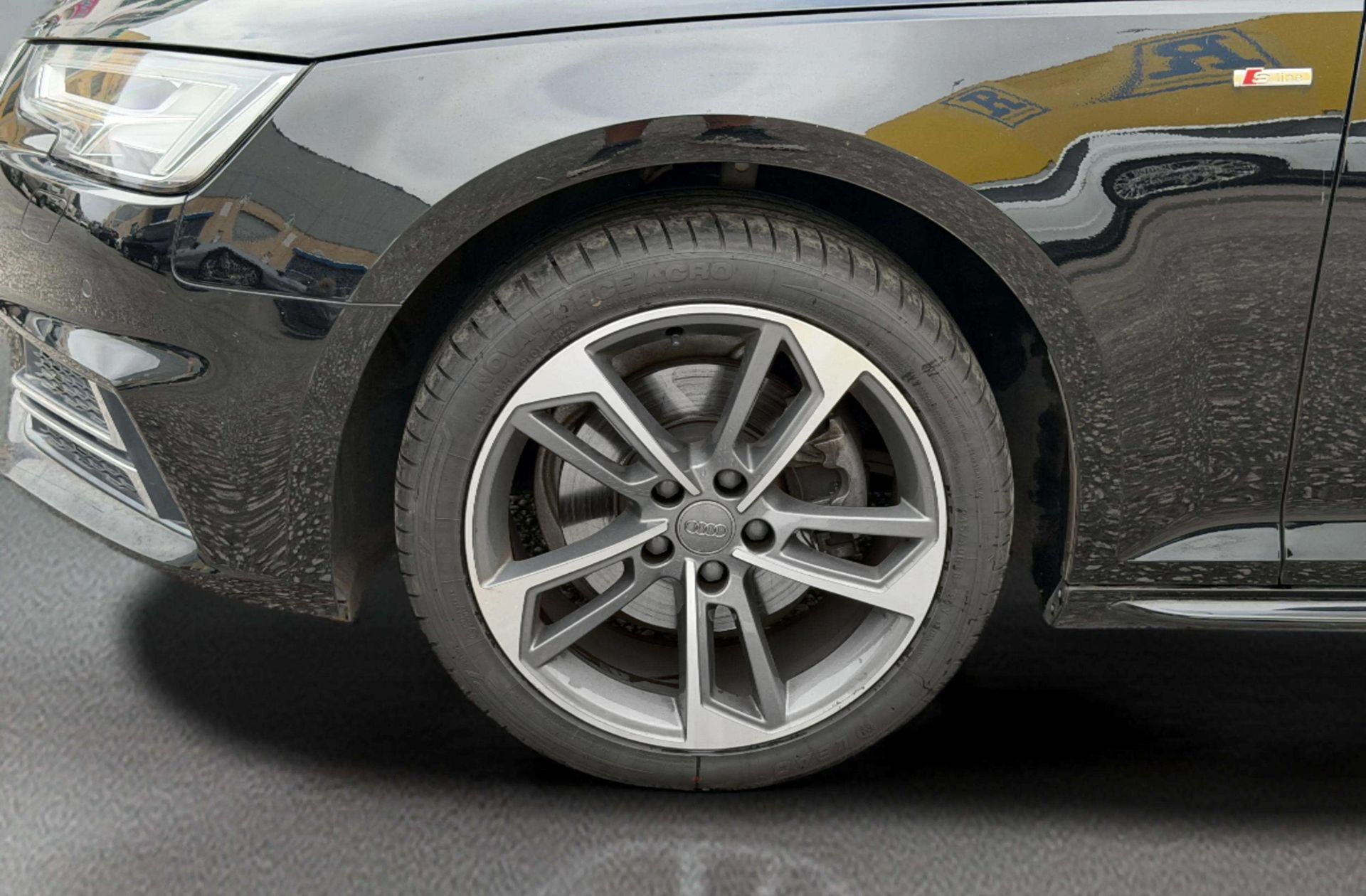 Audi A4 S line edition 2.0 TDI - foto 34