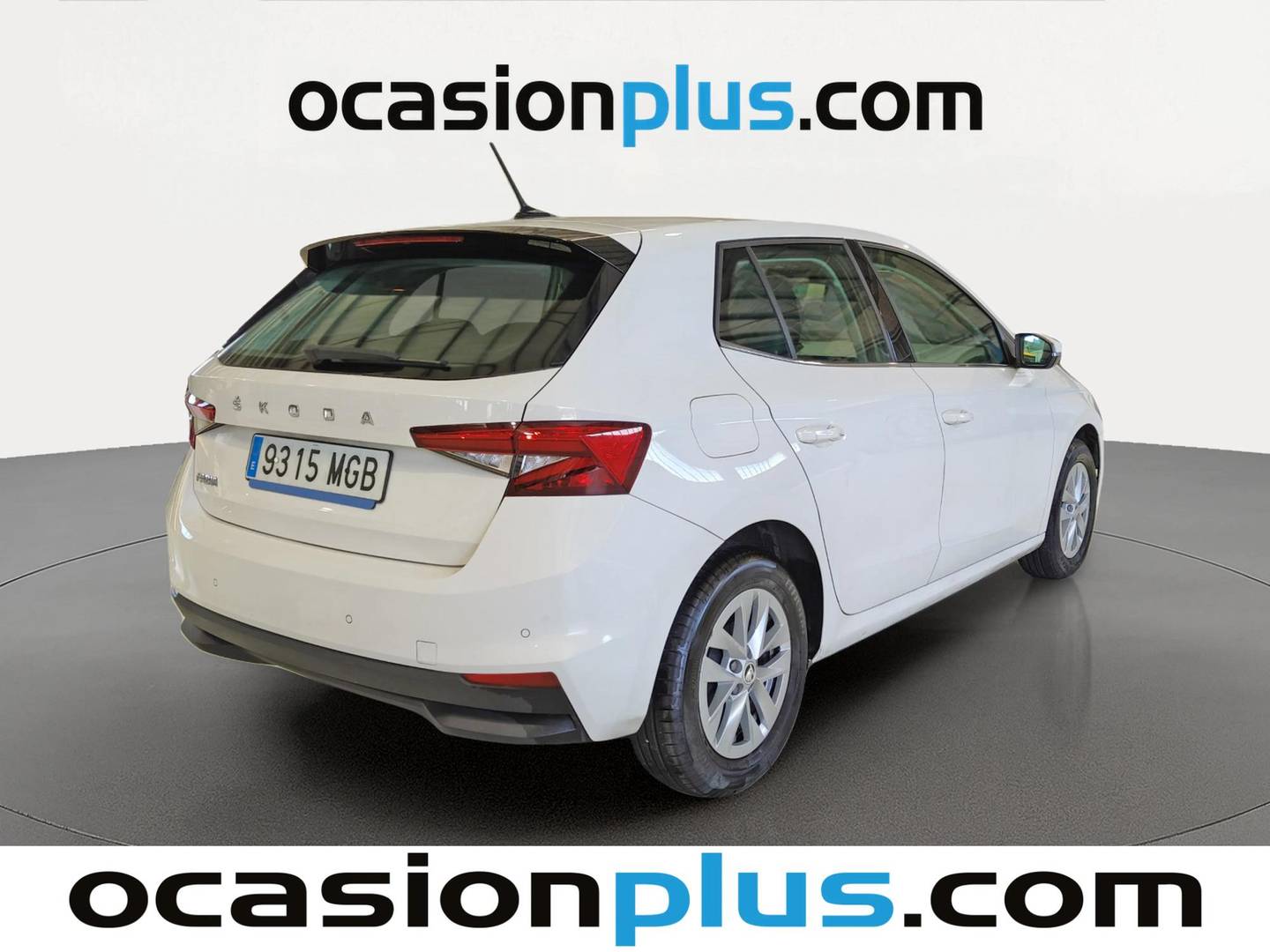 Foto trasera Skoda Fabia Skoda Fabia 1.0 TSI Ambition (110 CV) derecha