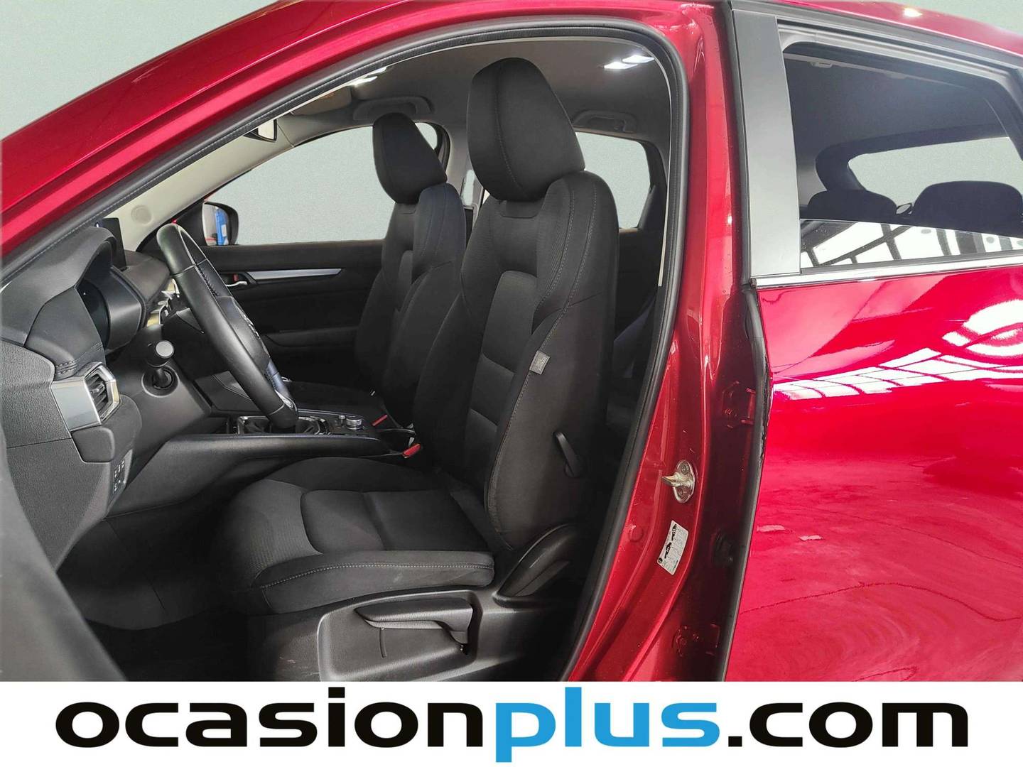 Foto asientos delanteros Mazda CX-5 Mazda CX-5 2.0 E-SKYACTIV-G MHEV Advantage (165 CV)