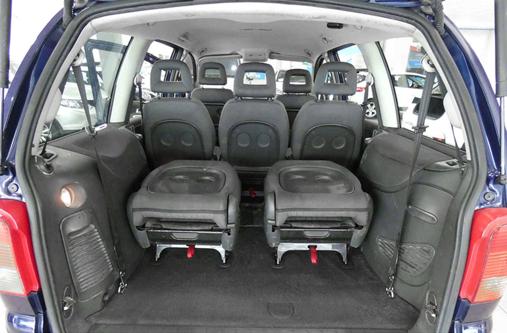 SEAT Alhambra 2.0 TDI Reference 7 plazas - foto 13