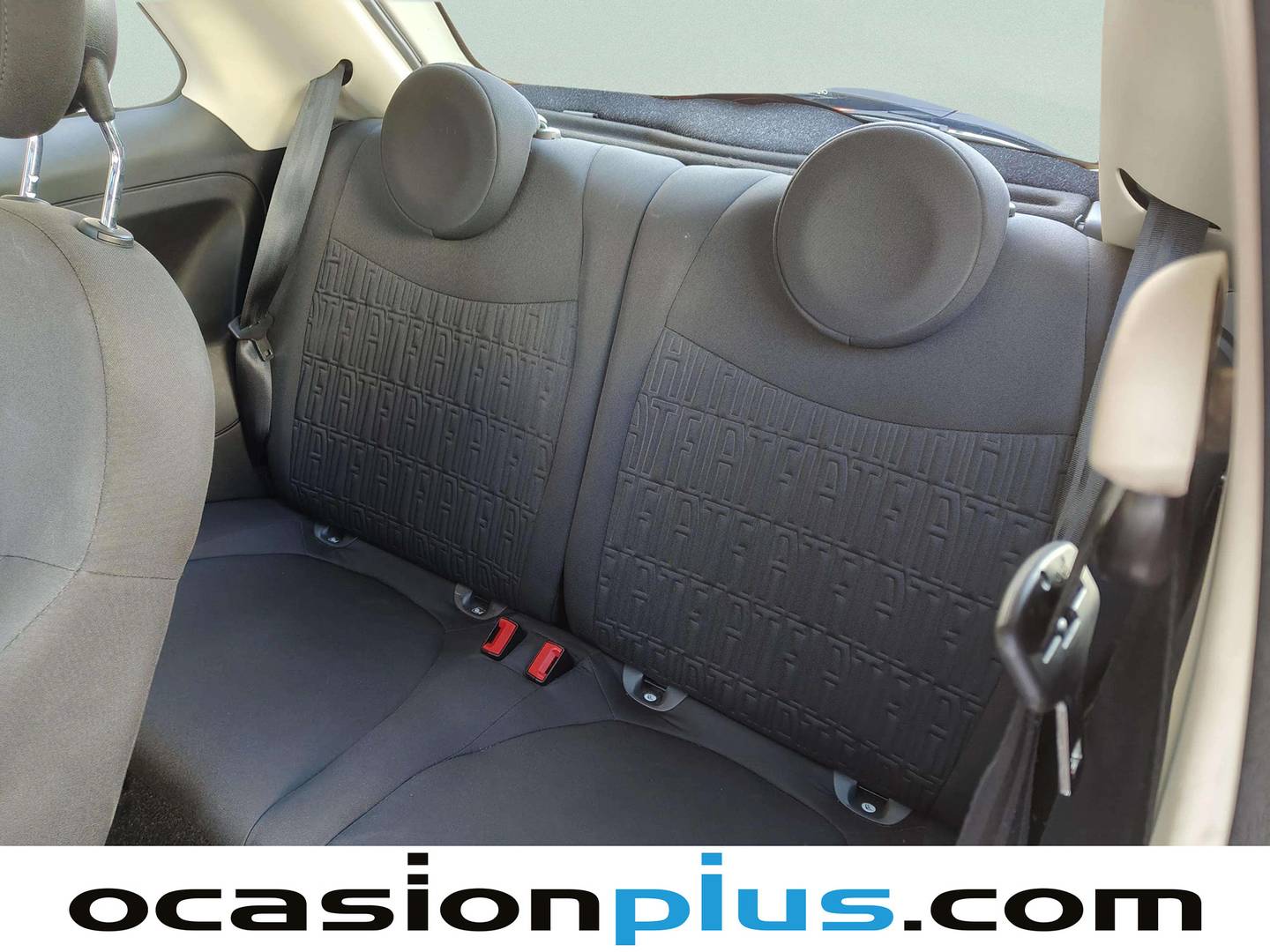 Foto asientos traseros Fiat 500 Fiat 500 1.0 Hybrid Dolcevita (70 CV)