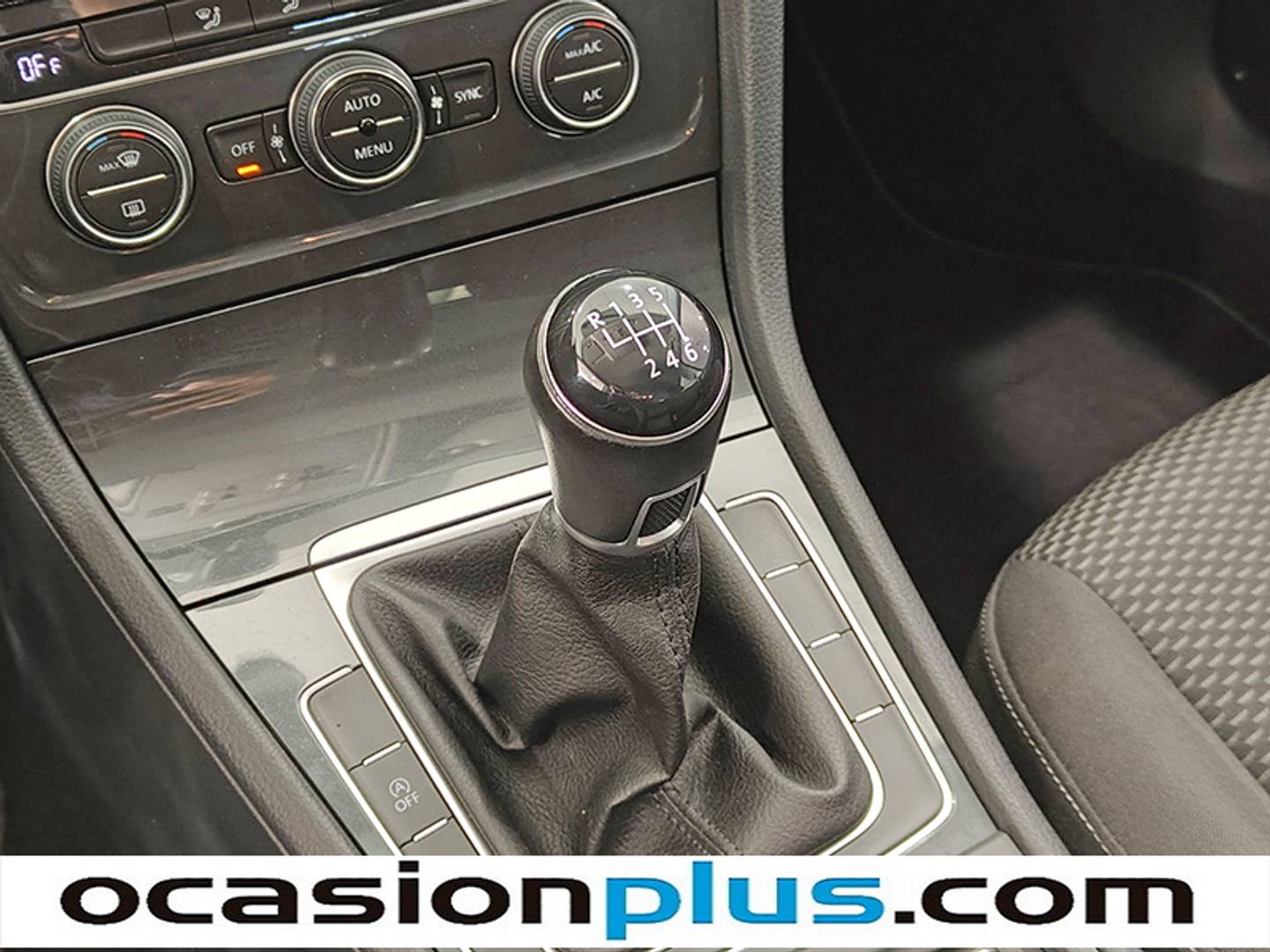 Foto Volkswagen Golf Volkswagen Golf Business 1.0 TSI (115 CV)