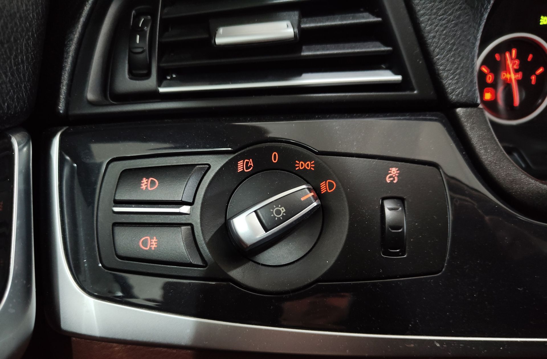 BMW Serie 5 520d - foto 24