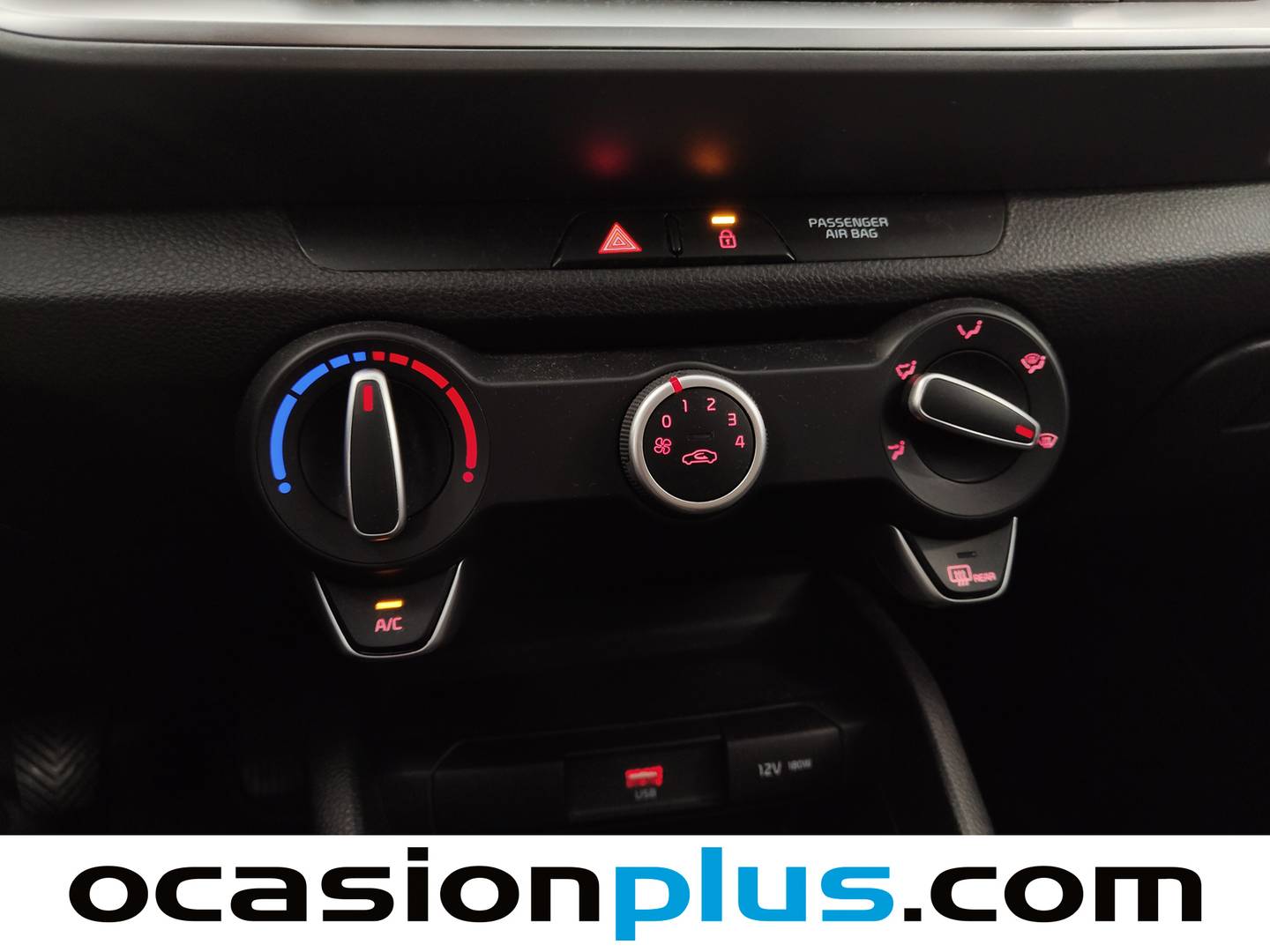 Acabados KIA Stonic KIA Stonic 1.0 T-GDi MHEV MT Concept (100 CV)