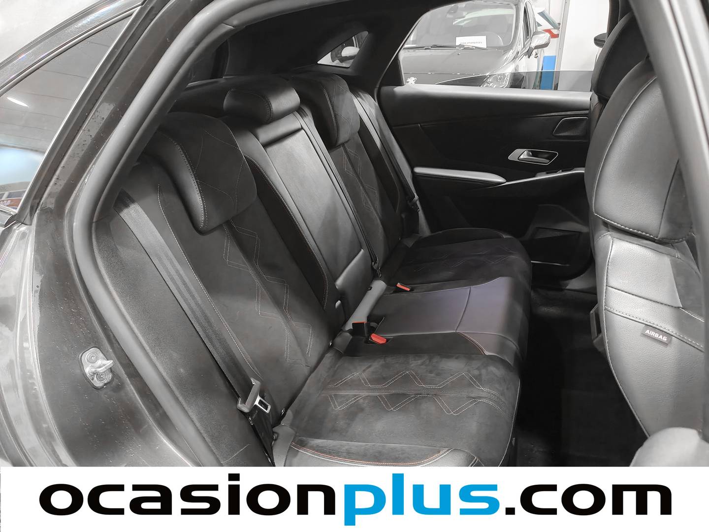 Foto DS DS 7 DS DS7 Crossback BlueHDi 130 Performance Line Auto (130 CV)