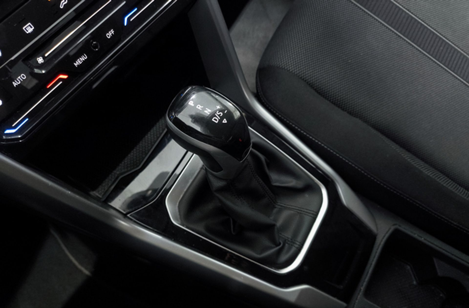 Volkswagen T-Roc Life 2.0 TDI DSG - foto 5
