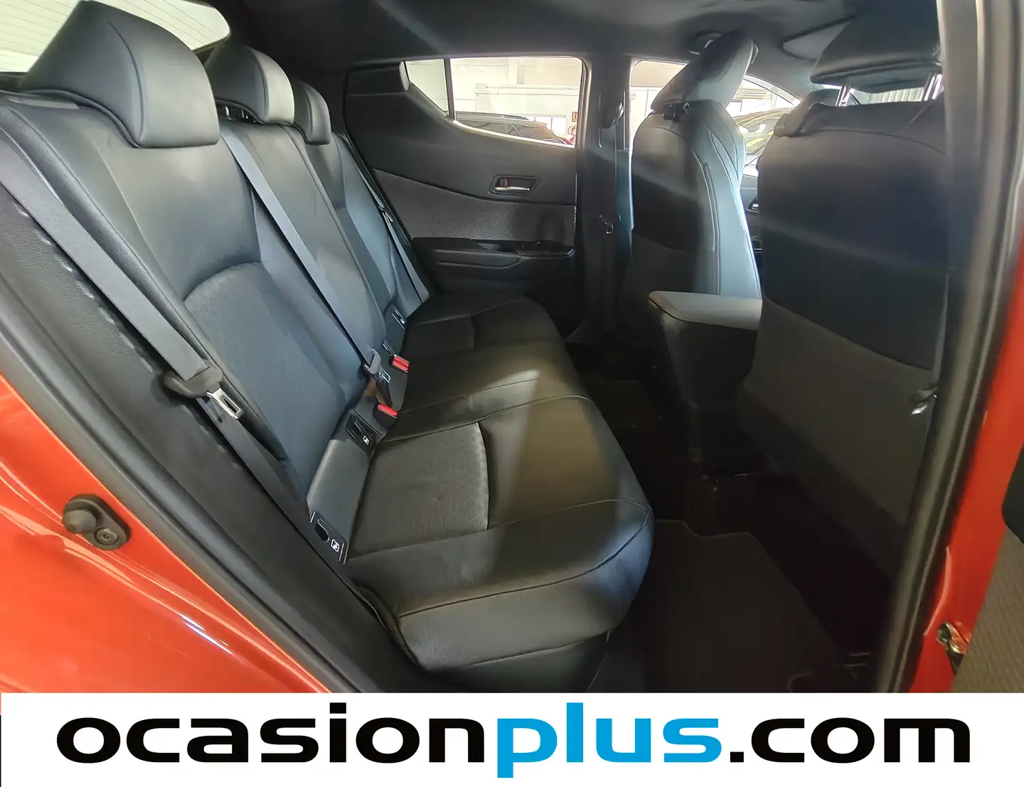 Foto Toyota C-HR Toyota C-HR 180H Kaji Edition (184 CV)