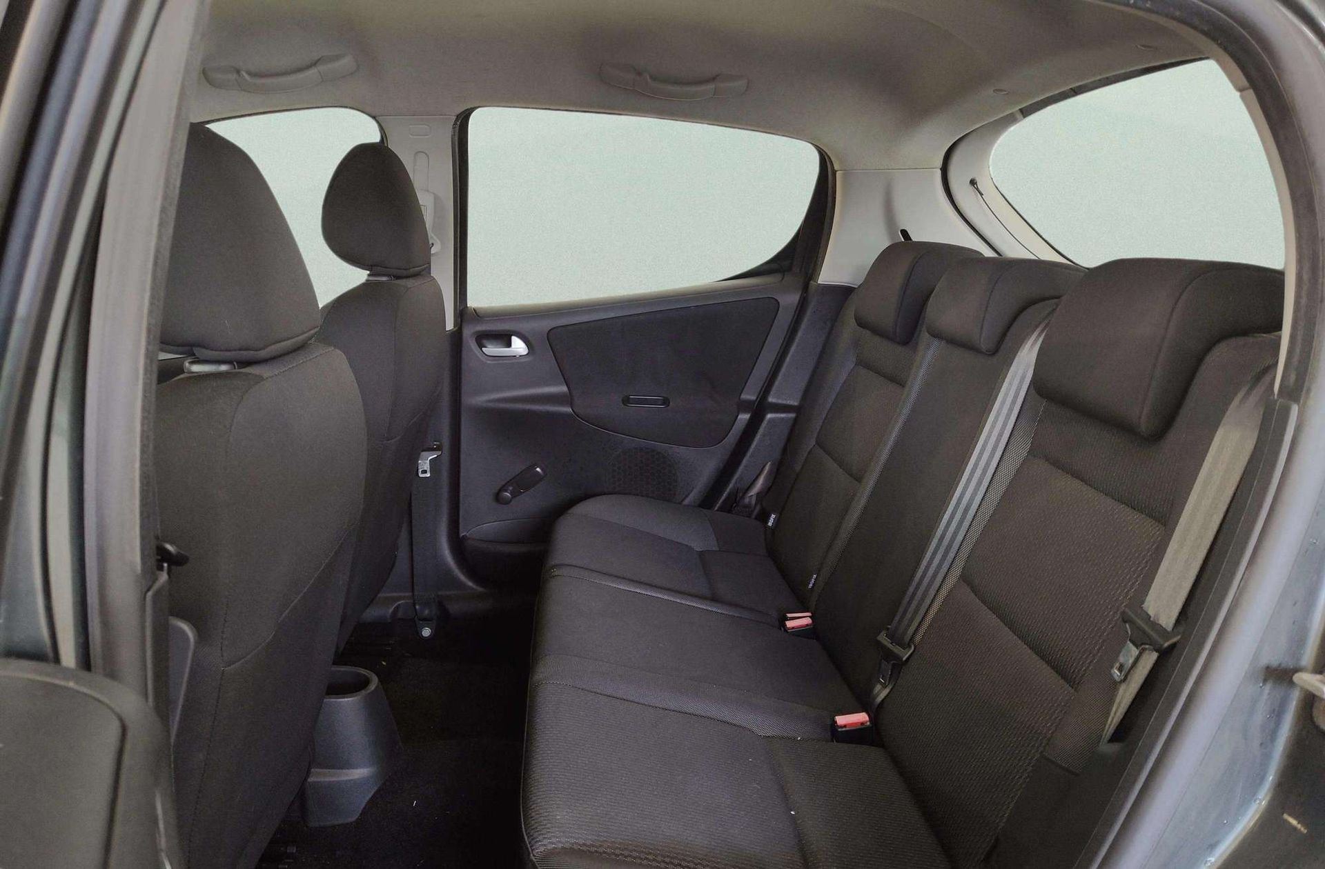 Peugeot 207 1.4 VTi 16v Confort - foto 9