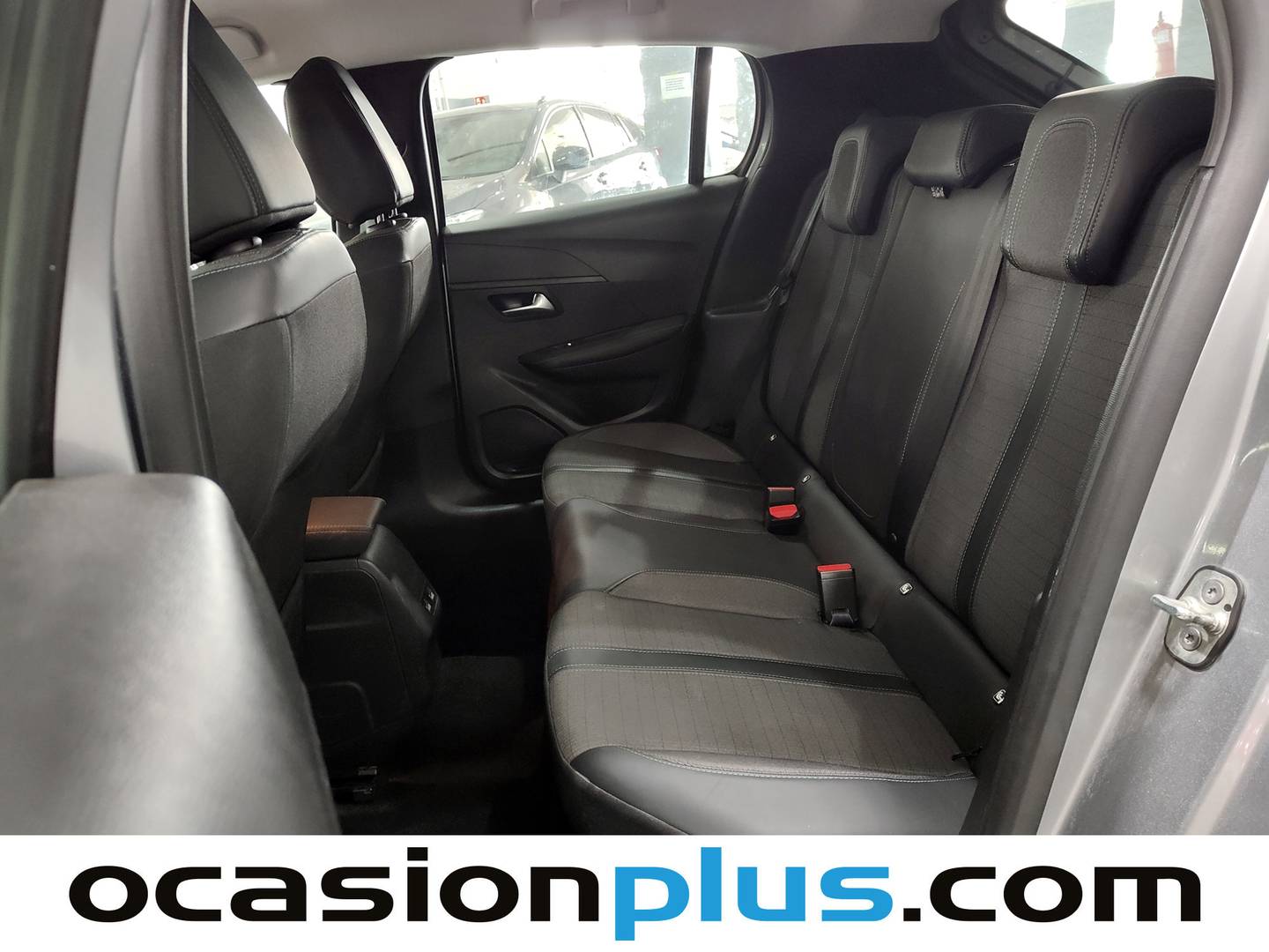 Foto asientos traseros Peugeot 208 Peugeot 208 PureTech 100 Allure (100 CV)