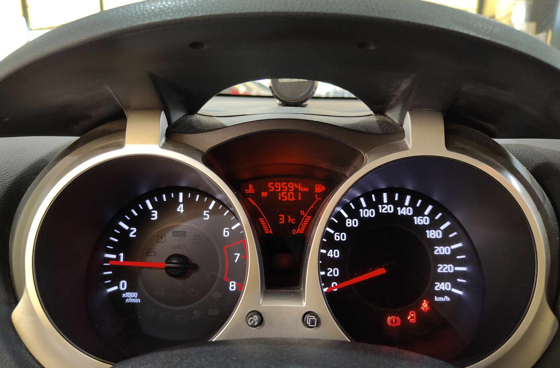 Nissan Juke 1.2 DIG-T Acenta 4x2 - foto 22