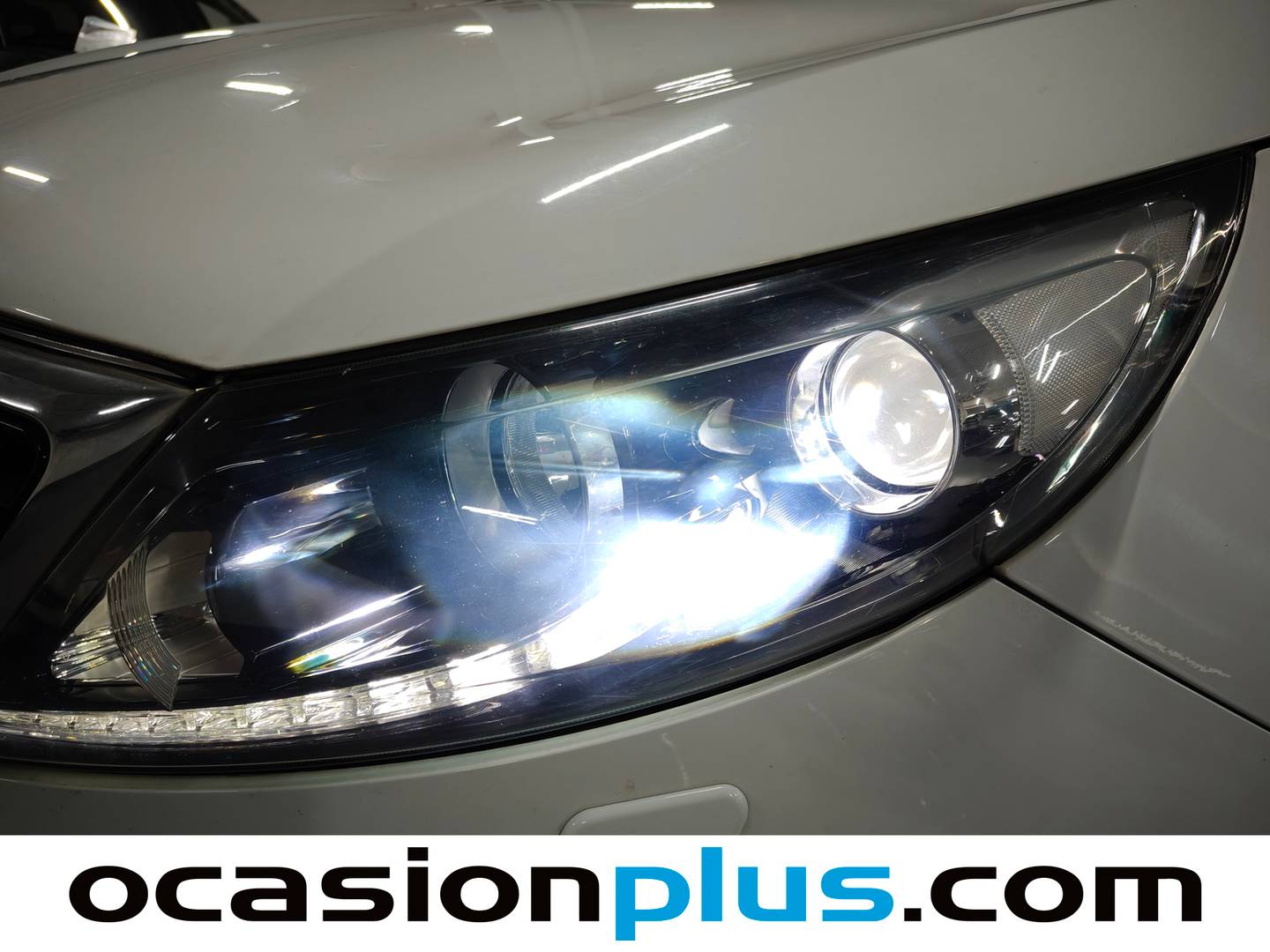 Acabados KIA Sportage KIA Sportage 1.6 GDI Drive 4x2 (135 CV)