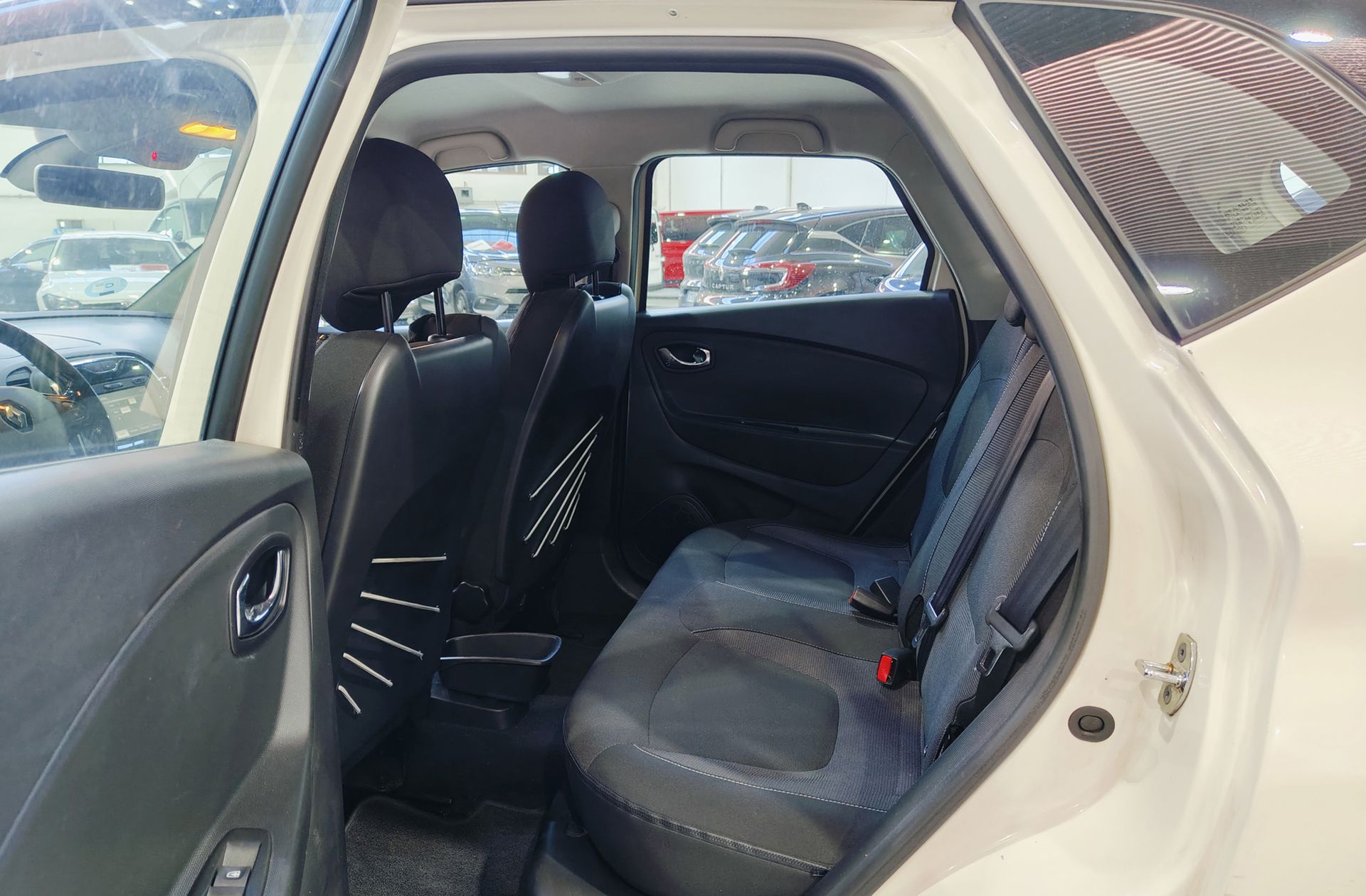 Renault Captur Zen Energy TCe EDC - foto 11