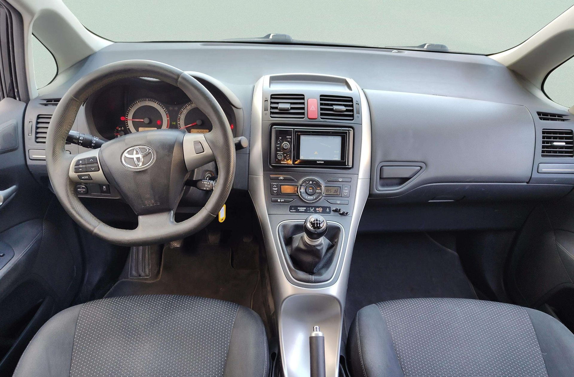 Toyota Auris 1.6 VVT-i Active - foto 6