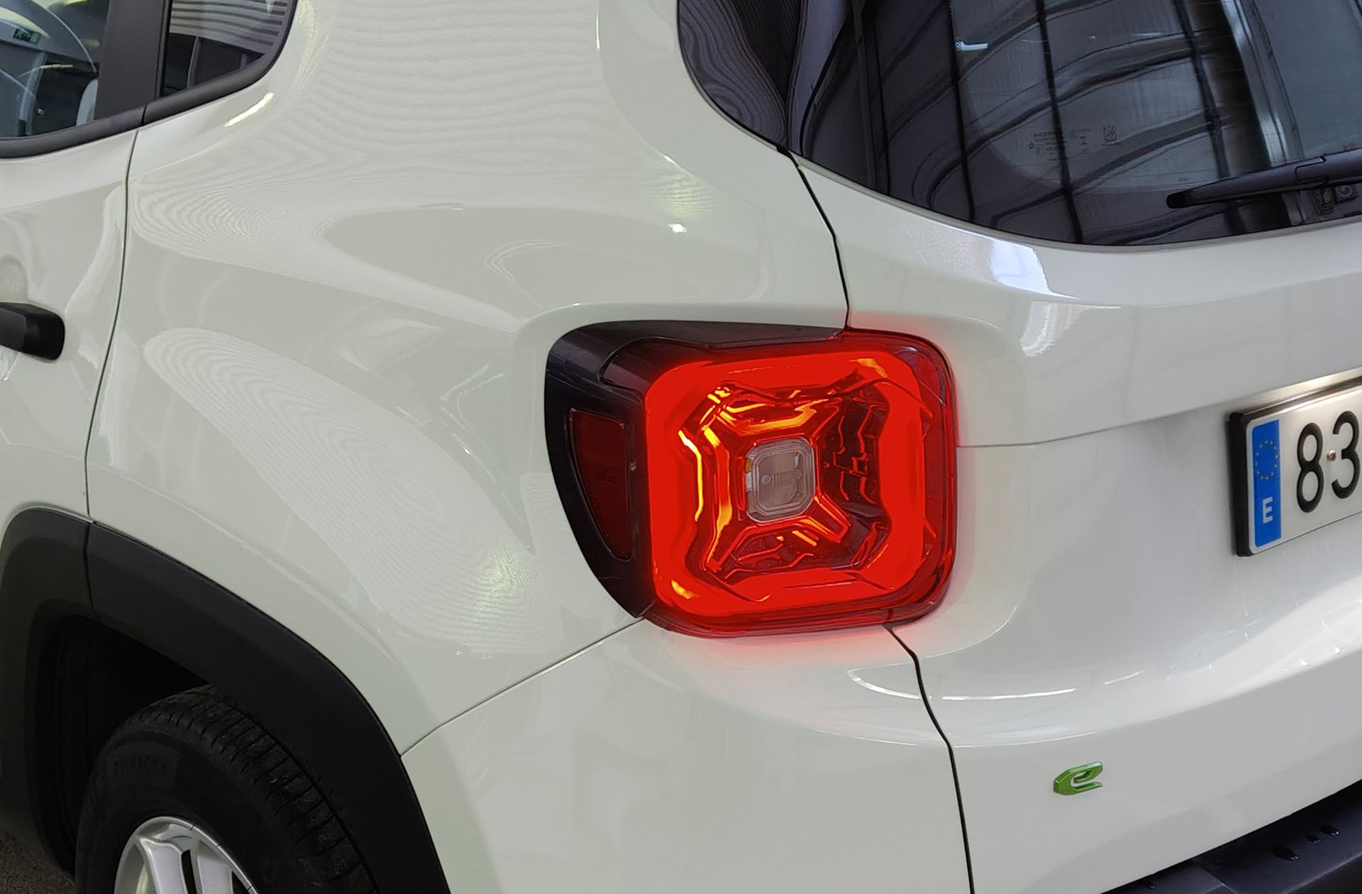 Jeep Renegade eHybrid 1.5 Altitude DCT - foto 16