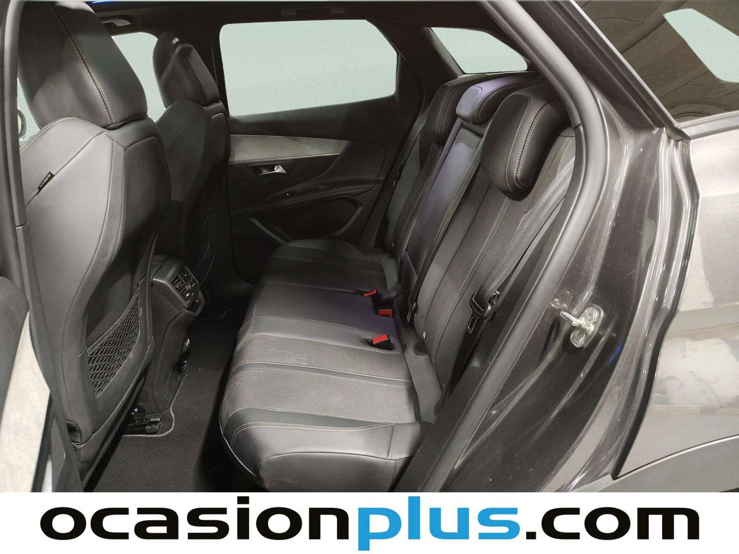 Foto Peugeot 3008 Peugeot 3008 PureTech 130 S&S GT EAT8 (130 CV)