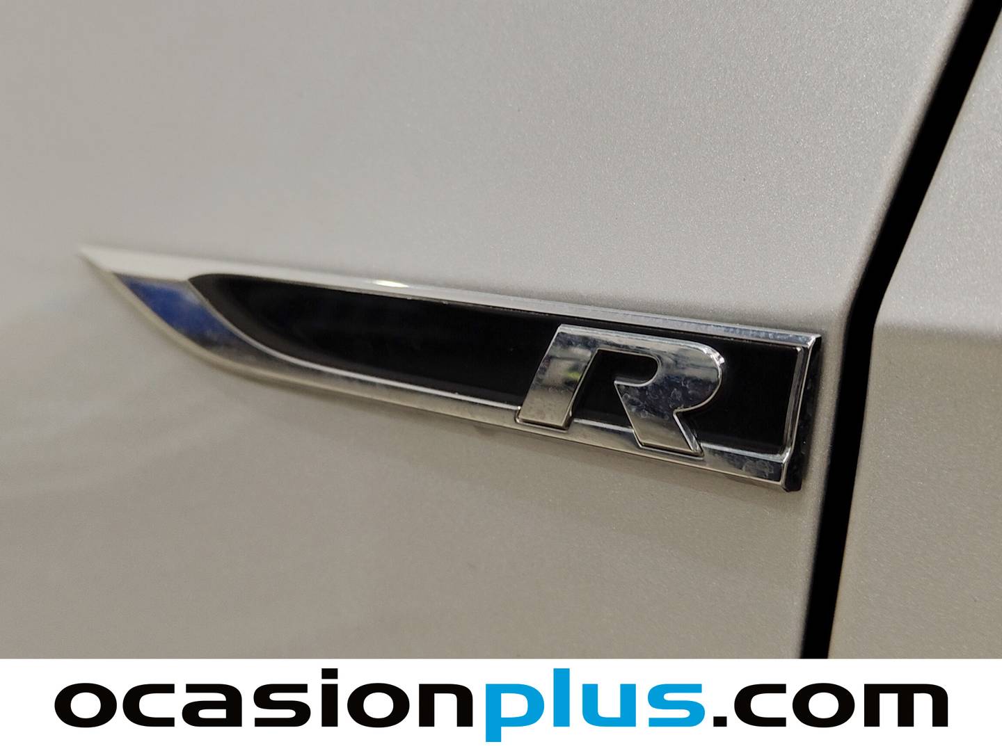 Extras y acabados del Volkswagen Golf Volkswagen Golf R 2.0 TSI BMT 4Motion (300 CV) Paquete R-Line